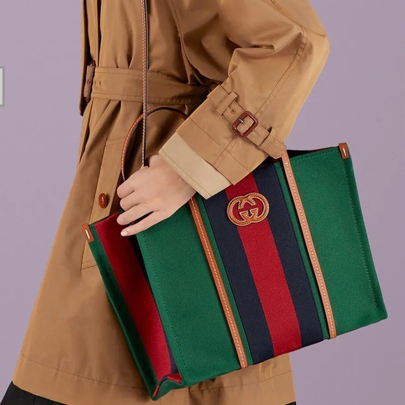 New Limited Edition Gucci Medium Intelocking G Medium Tote with strap - Picture 2 of 4